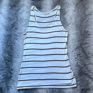 BKE‎ BUCKLE BLACK AND WHITE STRIPED RACERBACK TANK TOP XL FITTED
